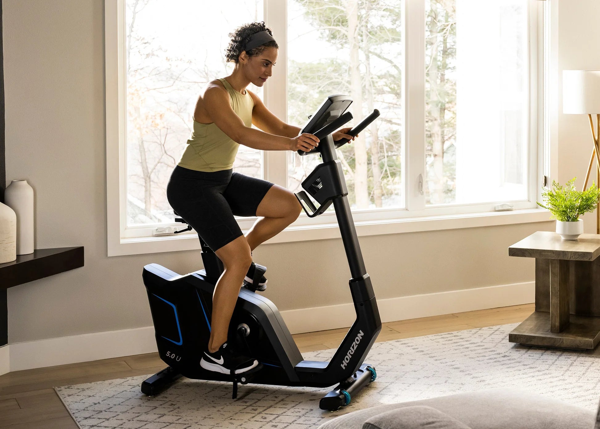 Horizon 5.0U Upright Bike