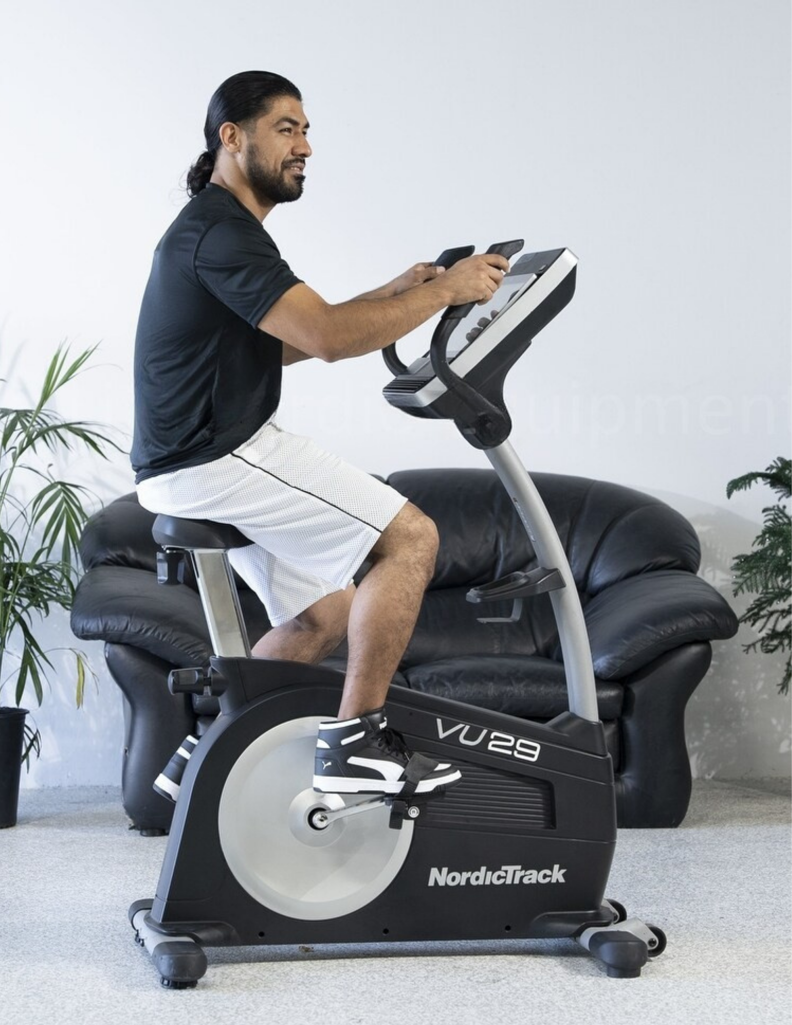 NordicTrack VU29 Upright Bike